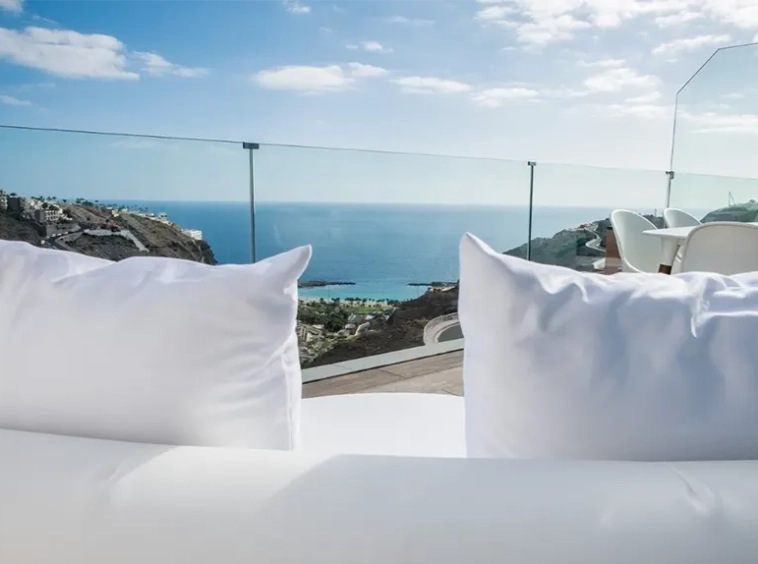 MAGNIFICO APARTAMENTO AMADORES